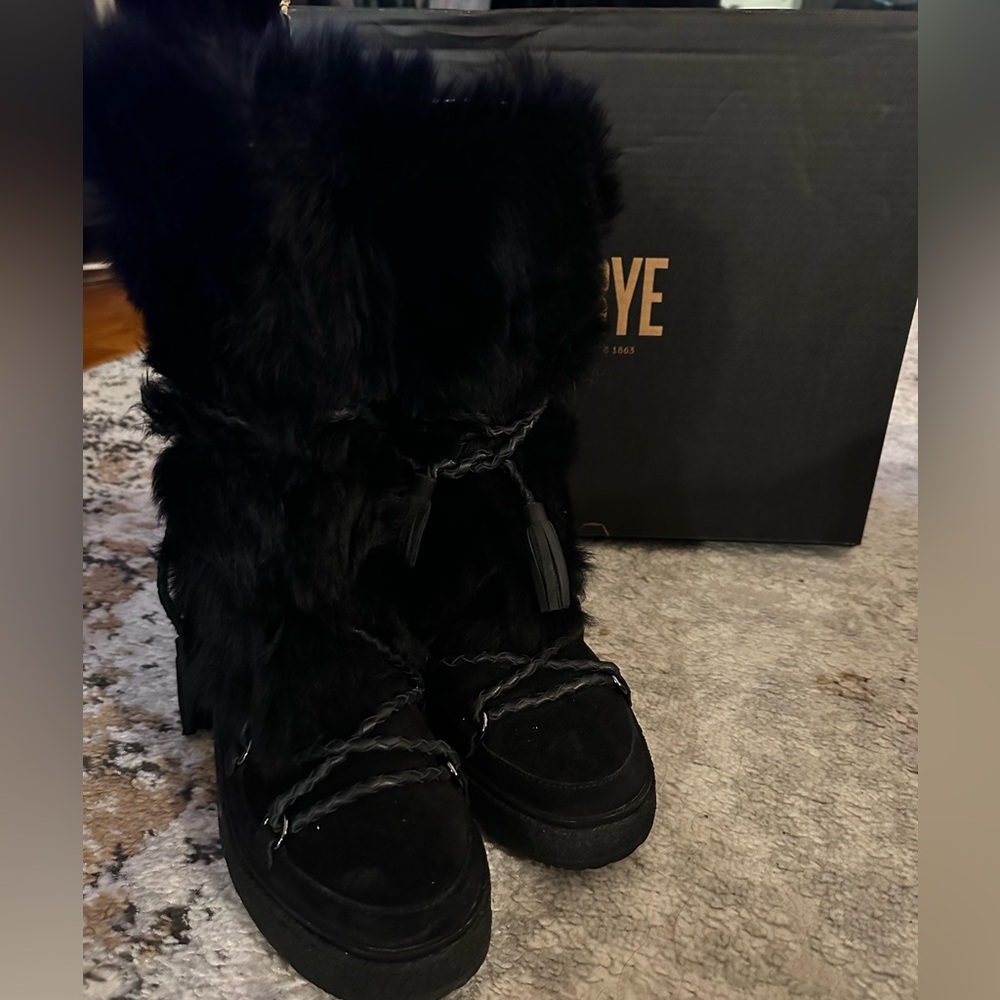 Frye Black Shearling Women's Boots